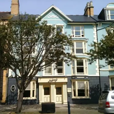 Harry's Hotel & Restaurant