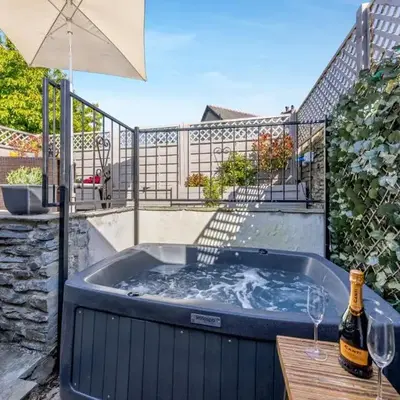 1 Bed in Cerrigydrudion oc-bow194