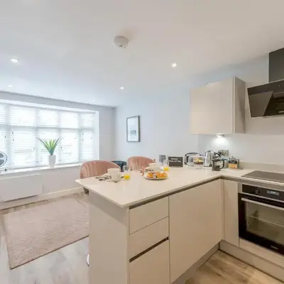 Amaranth Stylish town centre apartment - Pass the Keys