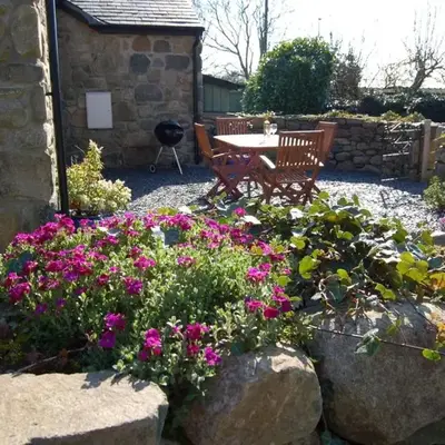 Anneddle Cottage in Talybont