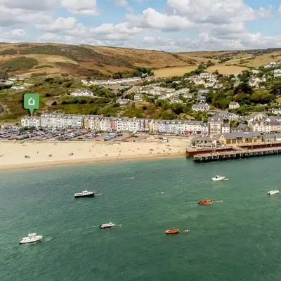 3 Bed in Aberdovey DY053