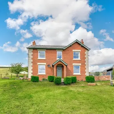 4 Bed in Welshpool 89012