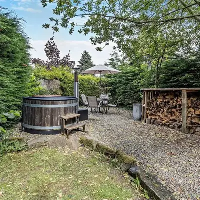 2 Bed in Whittington 76537