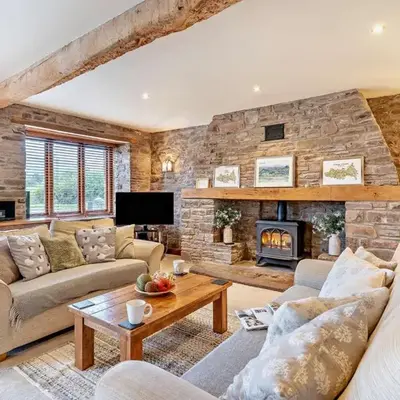 3 Bed in Brecon oc-bn430