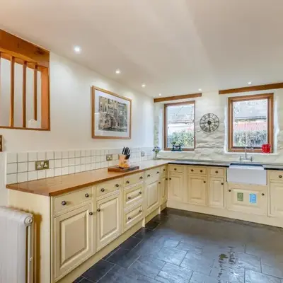 Pandy Farmhouse - Panoramic mountain views within Snowdonia's National Park - 4x4 Only