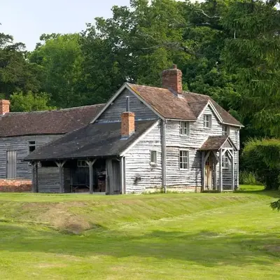 Spacious Holiday Cottage with Scenic Views