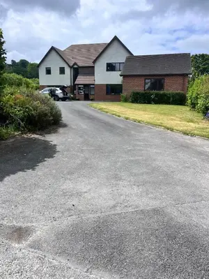 an empty road in front of a house at King room - PenrhynCoch - Aberystwyth in Aberystwyth
