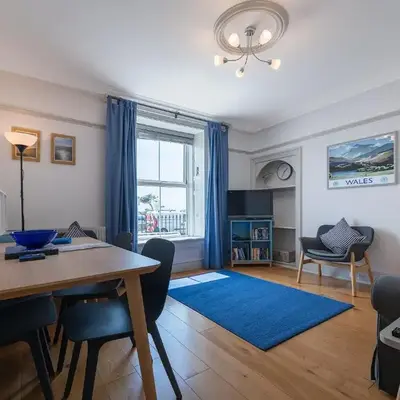 Ground Floor Sea View Apartment