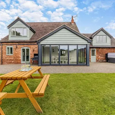 Orchard Barns - Uk47200