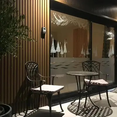 Sea Breeze Lodge