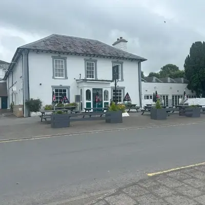 Feathers Hotel Bar and Restaurant