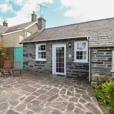 Ty Llaeth Cottage