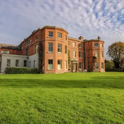 Caynham Court