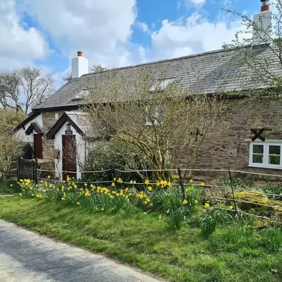 Character cottage with spectacular views