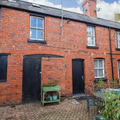 The Courtyard Cottage