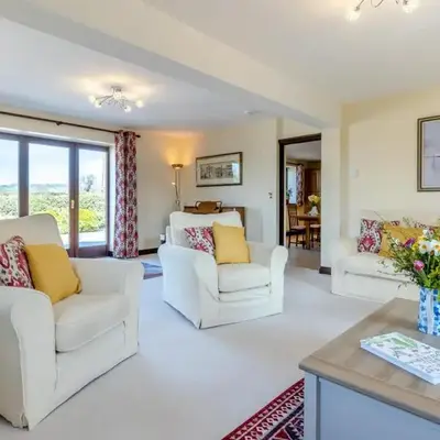 2 Bed in Llangorse oc-t30290