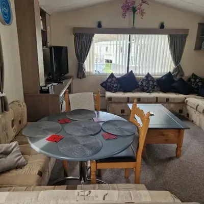 Ocean Breeze Hideaway 2 Bed Pet Friendly Static Caravan In Clarach Bay