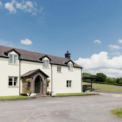 Cambrian Farm House by Birch Stays