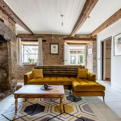 4 bedroom farmhouse Brecon Beacons