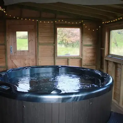 Perfect getaway Cabin Haf with Hot Tub