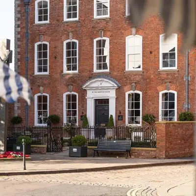 Stretton Hills Peaks - The Georgian House