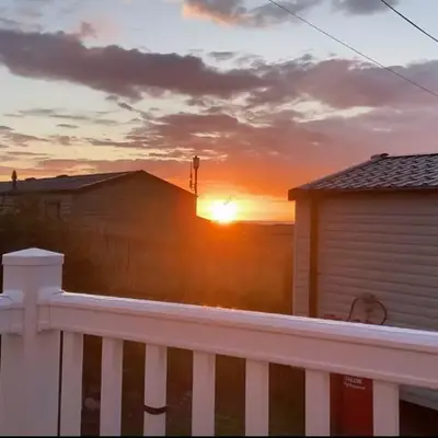 Gold Plus 3 Bed ABI Summer Breeze Modern Caravan with Sea View Pet Friendly