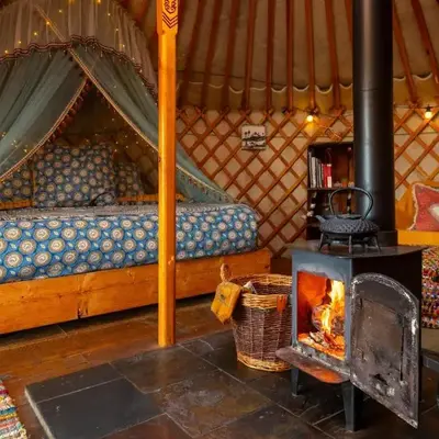 Finest Retreats - Pandy Traditional Yurt