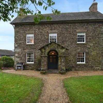 Manor Farmhouse
