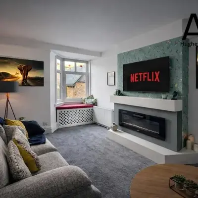 Modern 2-Bed Apartment in Heart of Church Stretton by AV Hughes Properties