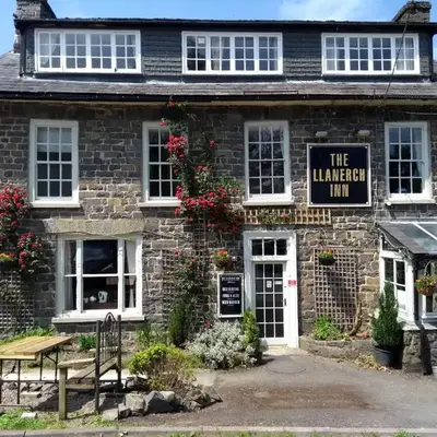 Llanerch Inn