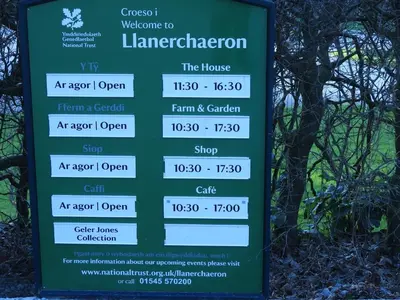a sign for the entrance to the linemoregioconservancy at Y Bwthyn in Tal-gareg