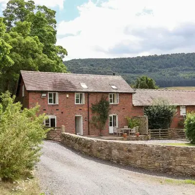 Bryn Howell Stables