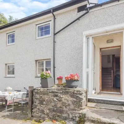 3 Bed in Bala oc-waf247