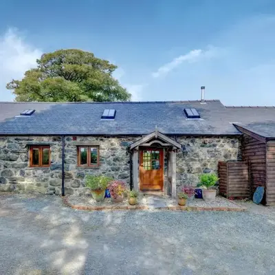 2 Bed in Tywyn oc-wah595