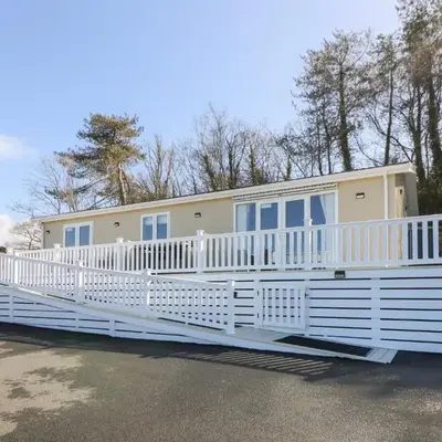 McAuliffe Lodge