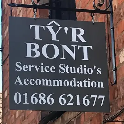 Ty'r Bont Studios