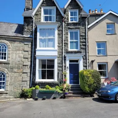 Afallon Townhouse