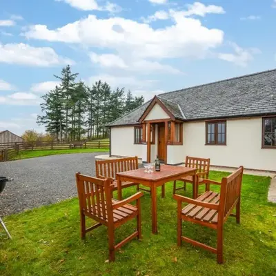 2 Bed in Y Drenewydd oc-waa402