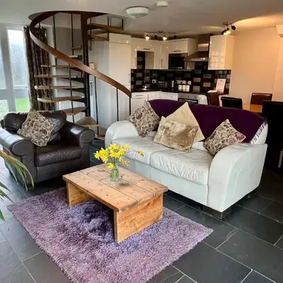 Cader Mountain View Cottage with Hot Tub in Snowdonia