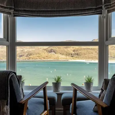Harbour View - Flat 2 - Tudor House