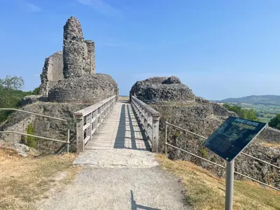 a stairway to the ruins of a castle at Hurdley House-Georgian Town House in Montgomery